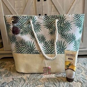Hello Summer Palm Leaf Tote Bag Large NWT